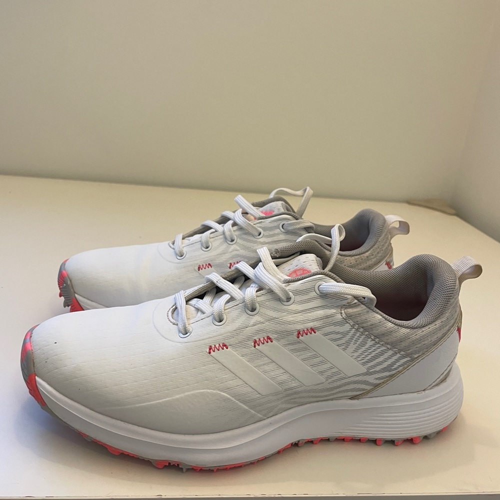 Adidas Women’s S2G Spikeless Shoes - Size 6